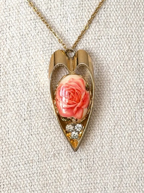 Vintage Gold-Tone Heart Pendant Necklace with Pink Rose Accent - Picture 2 of 7